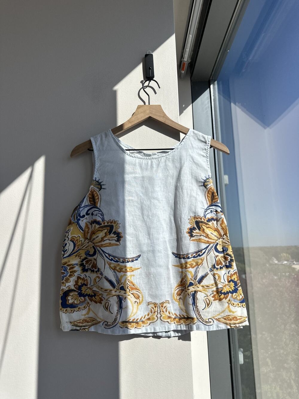 Joie 100% Linen Yellow Brown Paisley Border Print Coastal Boxy Sz M